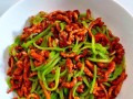 用土猪肉炒出美味莴笋片（以家常菜式呈现，吃货必备！）