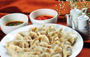 羊肉饺子的制作方法（领略北方的美食文化）