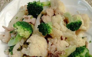 双花炒肉（学会用双花烹饪出口感极佳的炒肉美食）
