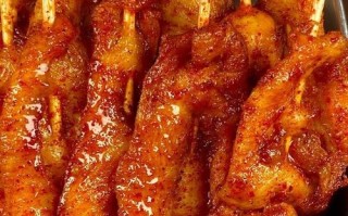 香脆可口土豆炸里脊肉的做法（传统美味，家常佳肴，口感丰富，制作简单）