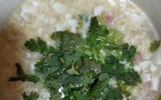 烹制美味以西湖豆腐羹的秘密（教您轻松制作口感细腻、味道鲜美的以西湖豆腐羹）