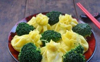 惊艳味蕾，石榴鸡热辣上桌（一场酣畅淋漓的美食盛宴）