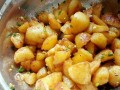 双椒锅巴土豆的制作方法（双椒锅巴的香辣美味，让你欲罢不能）