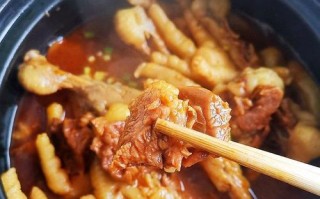 咸肉鸡爪煲