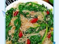 炫彩鸡丝菠菜粉儿，口感绝佳（美味佳肴，健康养生的佳品）