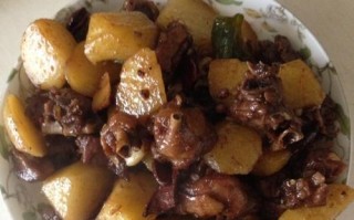美味土豆鸭腿的做法（简单易学的家常菜）
