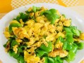 轻松学做生菜炒鸡蛋