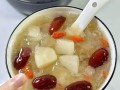 冰糖雪耳糖水的制作方法及功效（清热降火，滋润养颜的甜品）