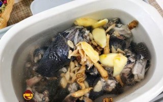 美味营养乌鸡炖土豆的制作方法（家庭健康的美味选择，体现传统营养炖菜）