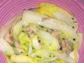 美味健康的油渣煮白菜（用油渣和白菜打造营养美食，白菜煮油渣让你更健康）