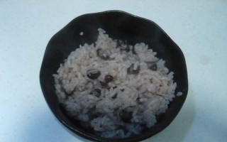 炊煮美味饭菜，从米饭开始（以煮米饭的做法为主题，教你做出口感饱满的好米饭）