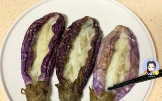 蒸茄子鱼的做法（美味可口的家常菜，享受健康饮食）