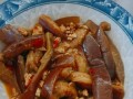 十分钟速食篇——小菜麻辣烫的做法（快速上桌的美味佳肴，小菜麻辣烫，仅需10分钟！）