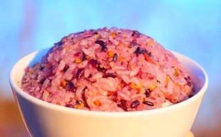 三色藜麦大米饭的制作方法（简单健康的美味饭菜）
