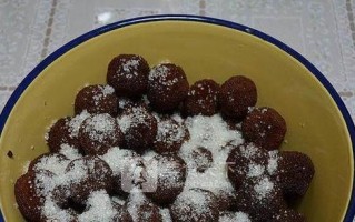 手工DIY，制作美味的杨梅干（享受纯天然的美食盛宴，做出口感鲜美的杨梅干）