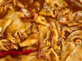 小河虾烧白菜的做法（美味又营养，让你爱上小河虾）