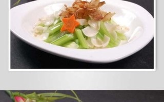 美味易做——以西芹炒鱿鱼花的做法（15个步骤教你轻松打造口感丰富的佳肴）