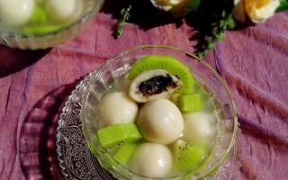 水果汤圆的制作方法（做出口感软糯、味道香甜的水果汤圆）