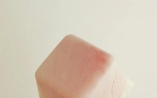 自制蜂蜜西瓜冰棍，轻松享受夏日清凉（清爽可口，健康美味；蜜香浓郁，营养无负担）