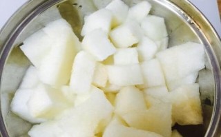 自制雪梨冰棍（清凉夏日的必备美食）