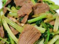 学会做素炒三菜丁，轻松享受美味素食（以素炒三菜丁为例，一步步教你掌握素食的制作方法）