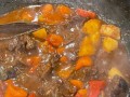 炖牛腩的绝佳做法（以西红柿为主材料，口感鲜美不油腻）