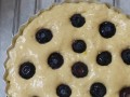 四步骤轻松做出脆皮蓝莓蛋糕（快速制作美味甜点，让生活更美好）