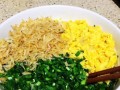 以虾仁韭菜鸡蛋饺子馅为主的制作方法（健康美味的自制饺子，让你大快朵颐）