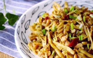 美味健康的笋丝炒肉（一道低脂高蛋白的家常菜）