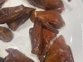 美食佳肴——蒜香鲜贝炒乳鸽（以精湛厨艺，制作口感绝佳的菜品）
