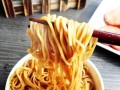 随性拌面，自由搭配（打破传统，享受美食乐趣）