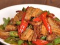 白萝卜小炒肉，营养美味又简单（手把手教你做最地道的白萝卜小炒肉）