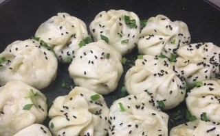 小油菜生煎包的做法（美味可口，营养丰富的健康早餐）