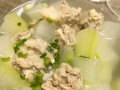 鲜美猪骨冬瓜汤的做法（家常美味，营养丰富的汤品）