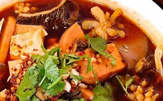 软杏仁豆腐的制作方法（用手轻松做出口感顺滑、营养丰富的软杏仁豆腐）