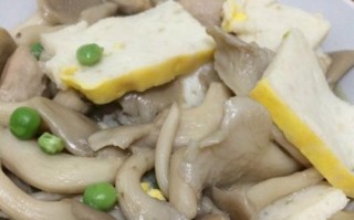 肉丸烩海鲜菇，味蕾的极致享受（一道富有浓郁海鲜香气的佳肴，品尝不同食材的结合之美）
