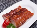慕名而来，尝黯然销魂的叉烧（一位美食家的亲身体验，揭秘叉烧制作中的精髓）