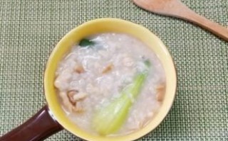 生滚滑鸡粥：营养美味的佳品