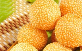 鸭蛋糯米球的制作方法（鸭蛋糯米球的材料和步骤详解）