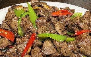 爆炒鸡心的绝佳做法（如何让鸡心鲜香可口）