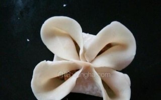 四角蒸饺制作全攻略（口感鲜美，做法简单易学）