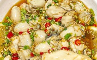 蒜蓉烤生蚝烤箱版，美味佳肴轻松上桌！（健康美味，不可错过的烤箱菜谱。）