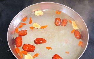 美味健康，以鲜炖冰糖燕窝（传统美食的创新——做法详解）