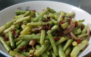 油焖芸豆的家常做法（煮熟芸豆入味油焖，健康美味好滋味）