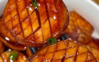 Q弹杏鲍菇的美味做法（以杏鲍菇为主角，释放口感与营养的完美结合）