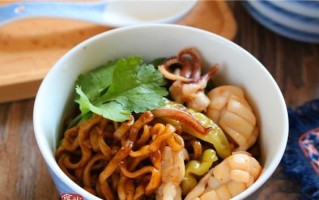 日式宝宝鲜蔬面的做法（营养丰富，易于消化的宝宝辅食）