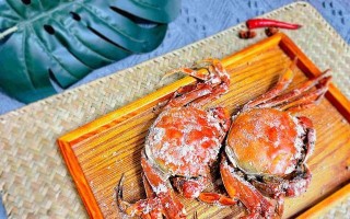 盐焗青螃蟹的做法（清香味美，简单易学的海鲜美食）