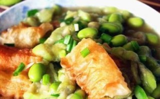 油条丝瓜的美食探秘（以丝瓜为主角，加入香脆的油条，打造独特口感）
