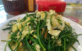 营养美味的燕麦鸡蛋焖饼（健康早餐的制作方法）