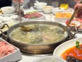 酸菜煮猪杂的家常做法（用酸菜与猪杂，烹制一道美味又营养的家常菜）